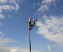 唐山儒风科技购欧孚光电ADSS光缆